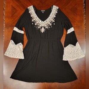 3X Forever 21 Black & Cream Embroidered Gauze Lace Cut out Long Sleeve Dress